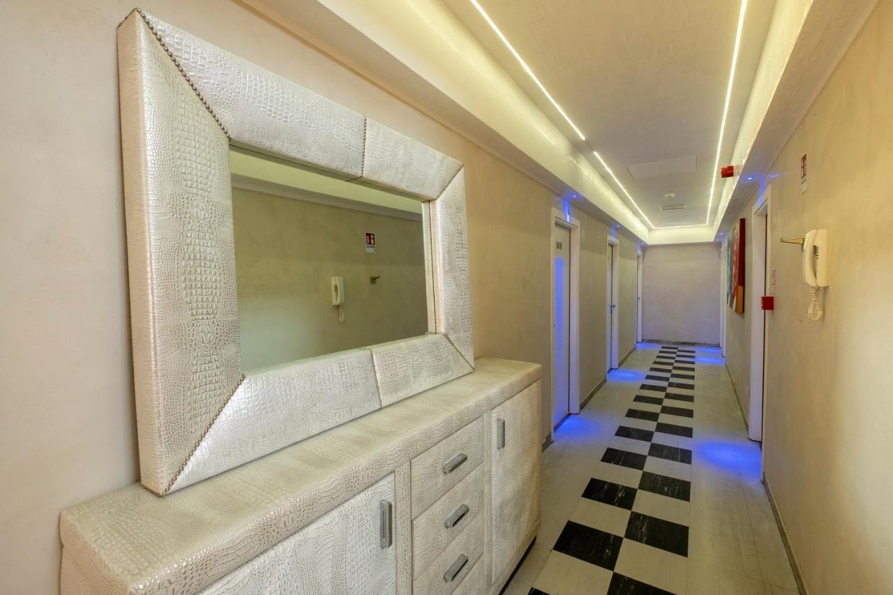 Hotel Giumer Rimini Luaran gambar