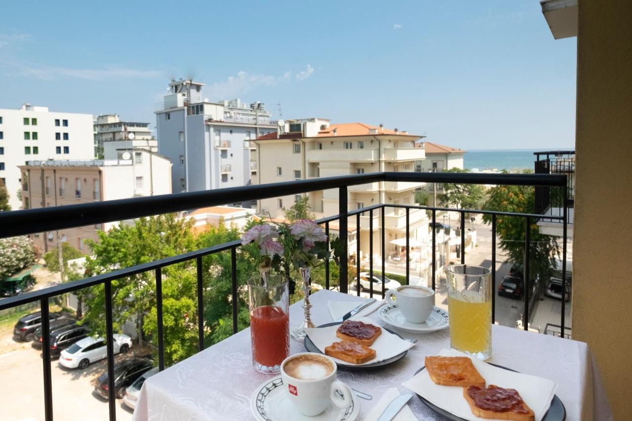 Hotel Giumer Rimini Luaran gambar