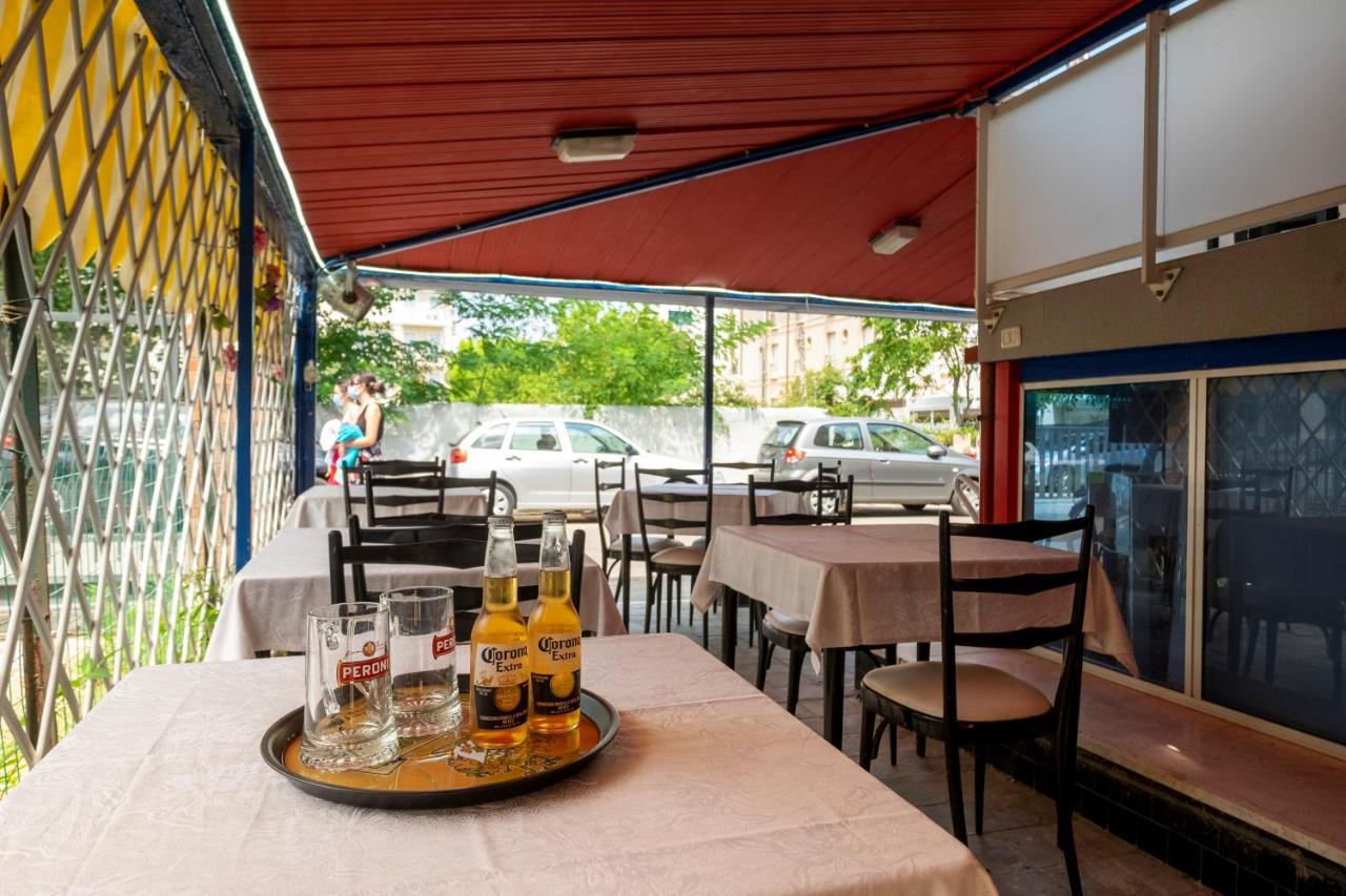 Hotel Giumer Rimini Luaran gambar