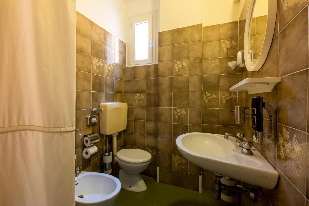 Hotel Giumer Rimini Luaran gambar