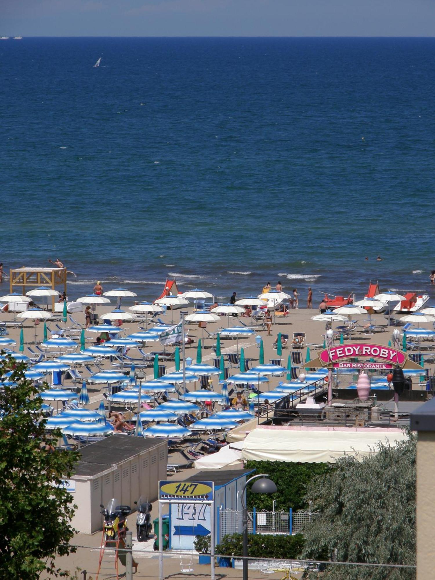 Hotel Giumer Rimini Luaran gambar