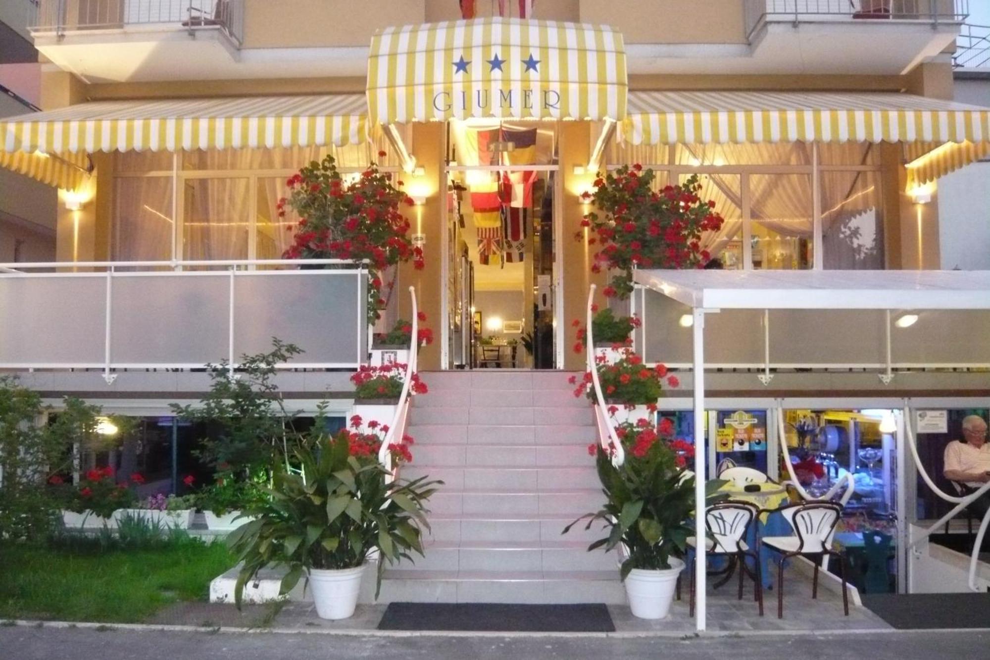 Hotel Giumer Rimini Luaran gambar