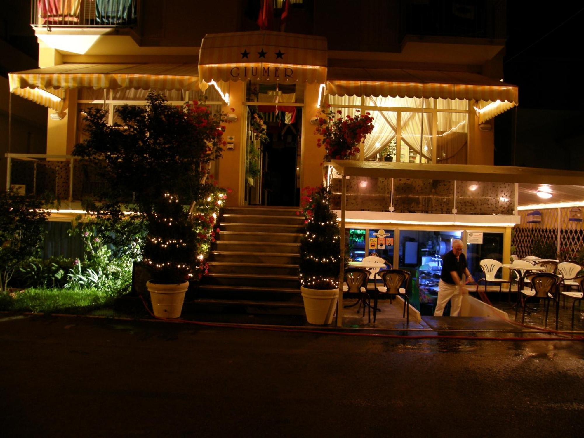 Hotel Giumer Rimini Luaran gambar